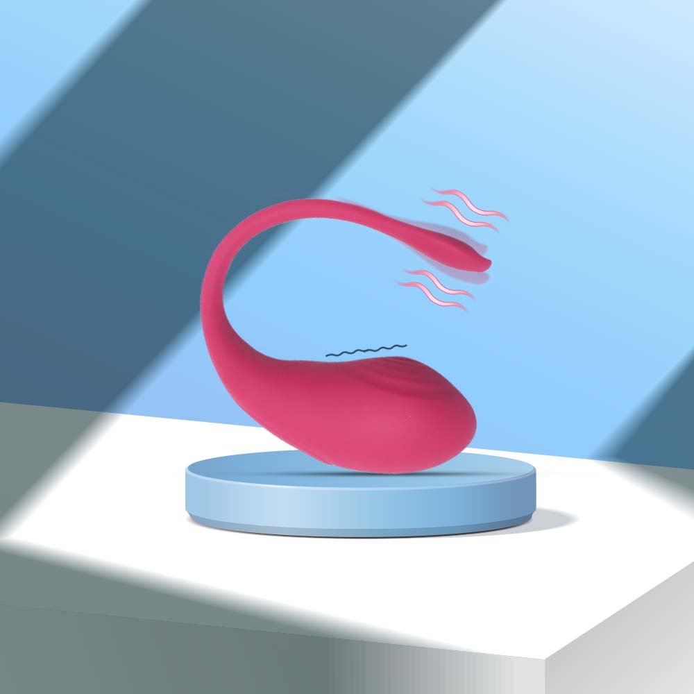 Link wearable massager with ergonomic shape for discreet hands-free pleasure