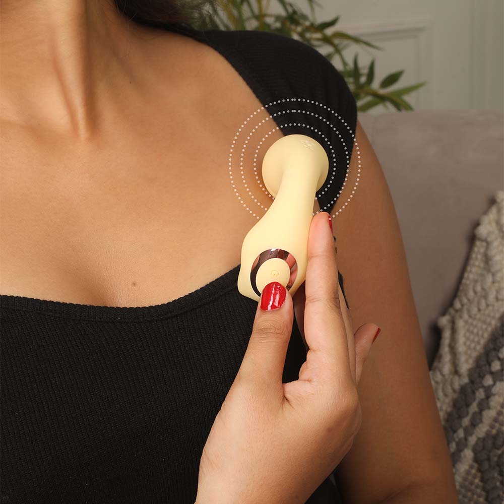 App-controlled massager featuring lips design and soft silicone texture